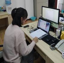 伟德BV1946官网王靖晶老师和受资助学生家庭3